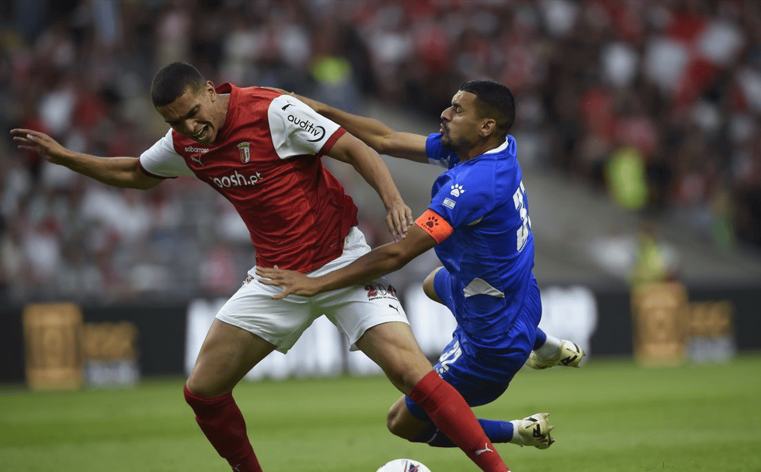 今晚突围战来临，阿贾克斯围绕欧联官宣签约，震撼外界，心理建设被强调的简单介绍