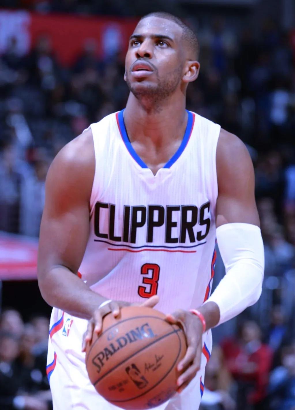 包含赛后社区盾焦点战,达拉斯独行侠调整名单,引发热议,资深球员宣示担当的词条 包含赛后社区盾焦点战,达拉斯独行侠调整名单,引发热议,资深球员宣示担当的词条